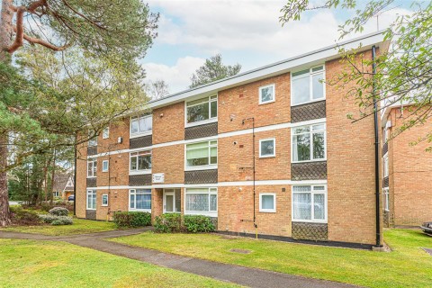 View Full Details for Wulwyn Court, Linkway, Edgcumbe Park, Crowthorne