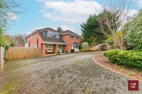 View Full Details for Pinehill Road, Crowthorne