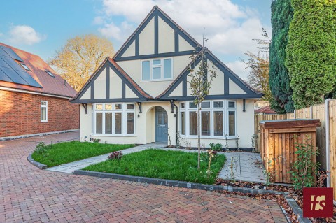 View Full Details for High Street, Crowthorne