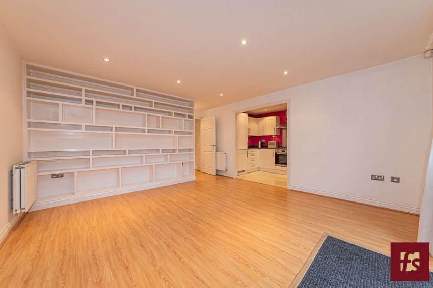 Images for Waterloo Road, Crowthorne