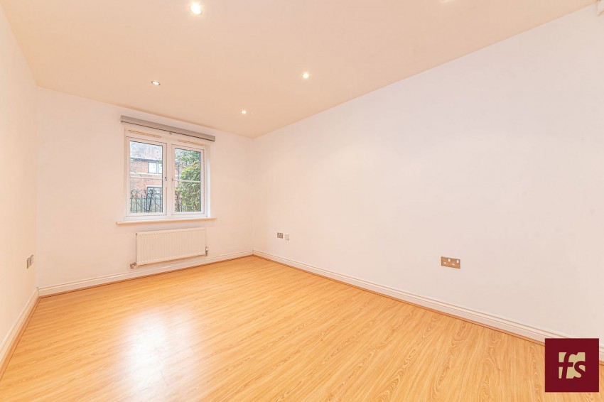 Images for Waterloo Road, Crowthorne