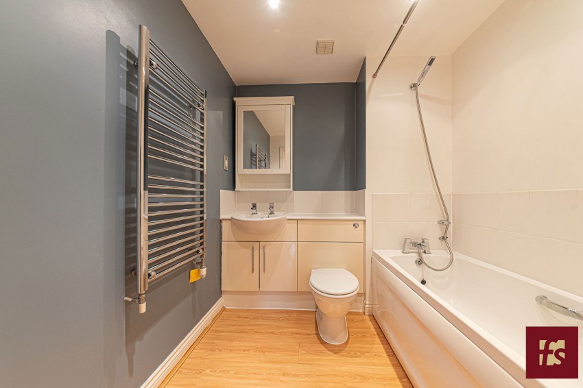 Images for Waterloo Road, Crowthorne