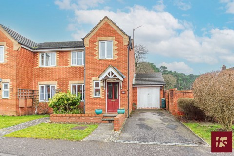 View Full Details for Napier Road, Crowthorne