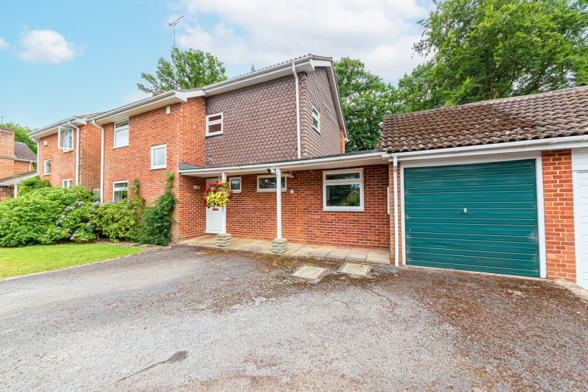 Images for Wood End, Crowthorne, Berkshire RG45 6DQ