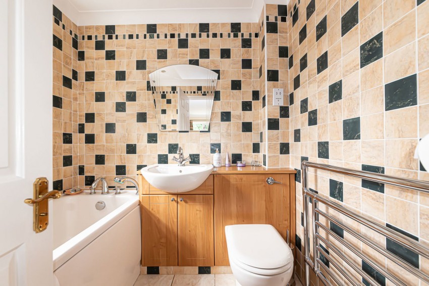 Images for Wood End, Crowthorne