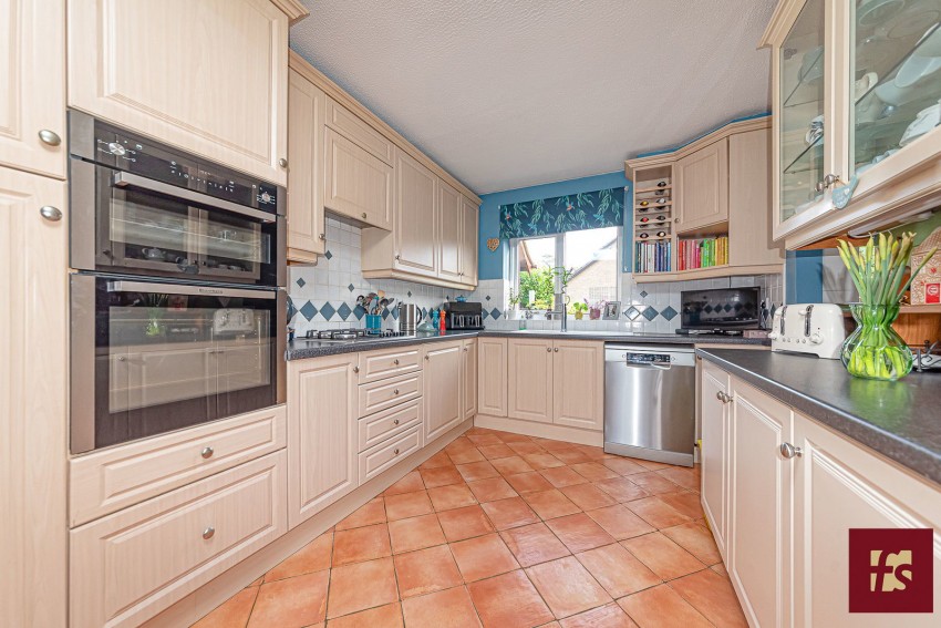 Images for Chaucer Road, Crowthorne, Berkshire RG45 7QN