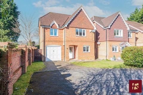View Full Details for Ambleside, Crowthorne