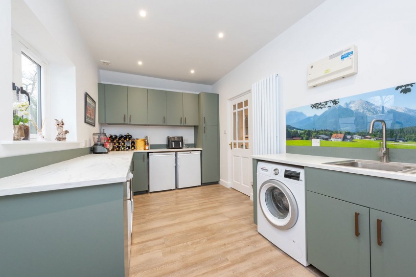 Images for Fleet Hill, Finchampstead, Wokingham