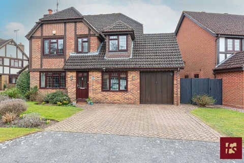 View Full Details for Cruikshank Lea, College Town, Sandhurst