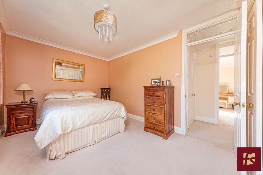 Images for Holmbury Avenue, Crowthorne, RG45 6TQ