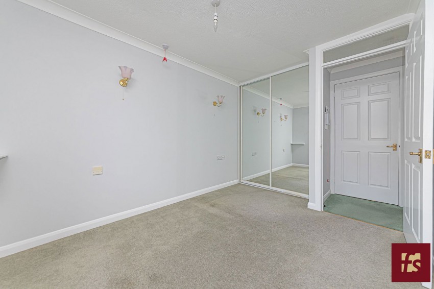 Images for Copenhagen Walk, Crowthorne, Berkshire, RG45 7QU