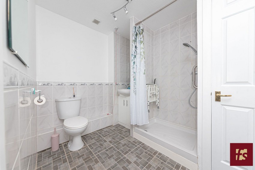 Images for Copenhagen Walk, Crowthorne, Berkshire, RG45 7QU