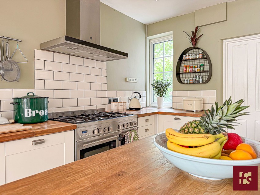 Images for Pinehill Road, Crowthorne, Berkshire, RG45 7JR