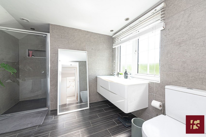 Images for Pinehill Road, Crowthorne, Berkshire, RG45 7JR