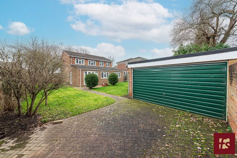 View Full Details for Dukes Wood, Crowthorne, Berkshire RG45 6NF