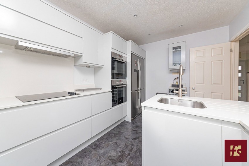 Images for Chaucer Road, Crowthorne, Berkshire RG45 7QN