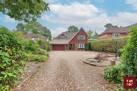 View Full Details for The Avenue, Crowthorne