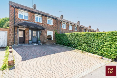 View Full Details for Vincent Rise, Bracknell, Berkshire, RG12 9EH
