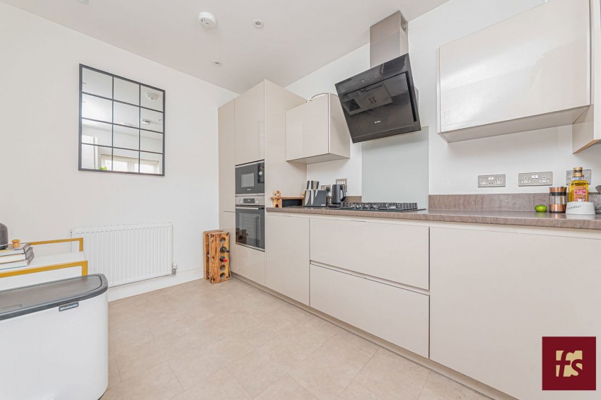 Images for Hawthorn Drive, Crowthorne, Berkshire, RG45 6UB