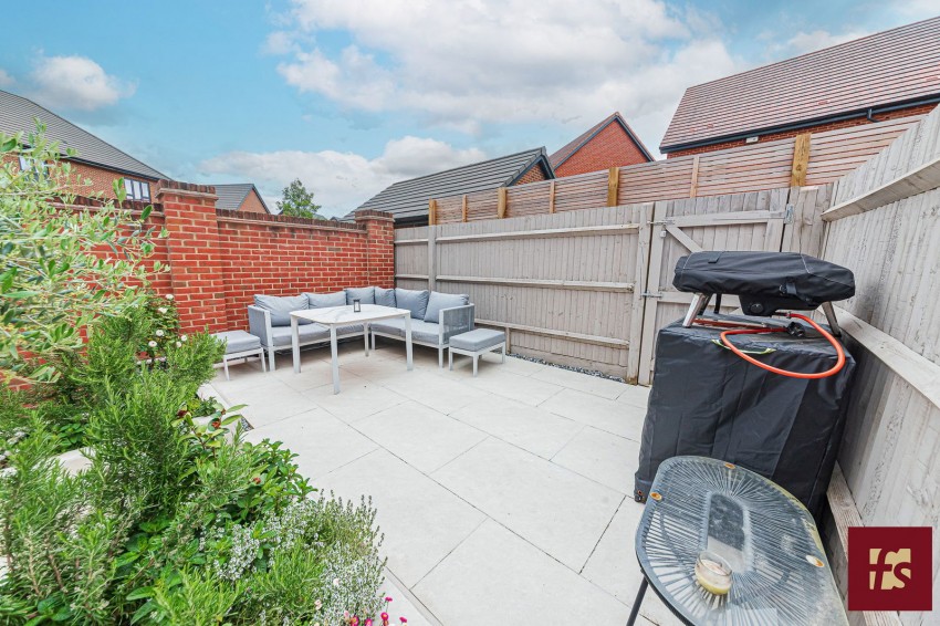 Images for Hawthorn Drive, Crowthorne, Berkshire, RG45 6UB