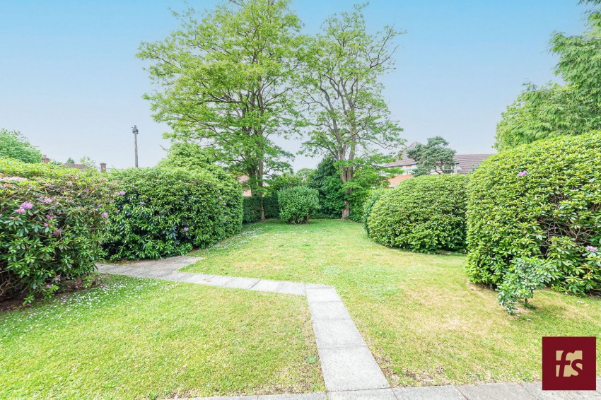 Images for Upper Broadmoor Road, Crowthorne, RG45 7DQ