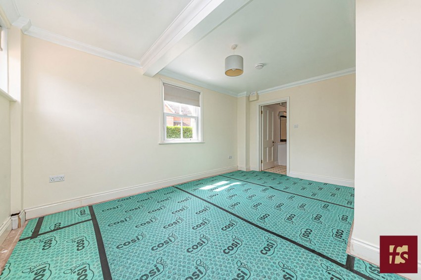 Images for Upper Broadmoor Road, Crowthorne, RG45 7DQ