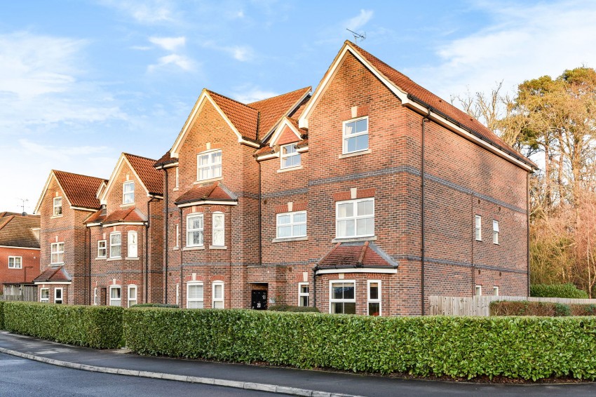 Images for St. Francis Close, Crowthorne, Berkshire, RG45 6DF