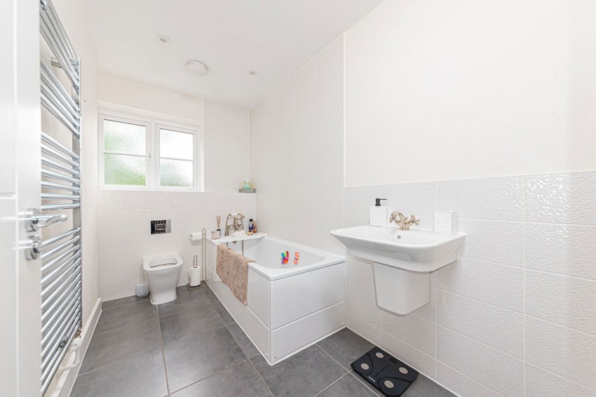 Images for Dove Close, Crowthorne, RG45 6HF