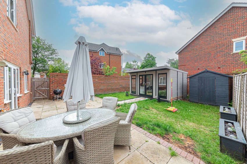 Images for Dove Close, Crowthorne, RG45 6HF
