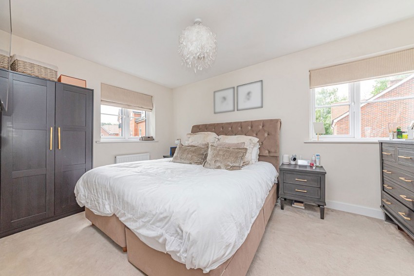 Images for Dove Close, Crowthorne, RG45 6HF