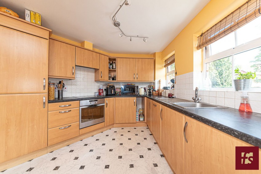 Images for Pinewood Avenue, Crowthorne, RG45 6RD