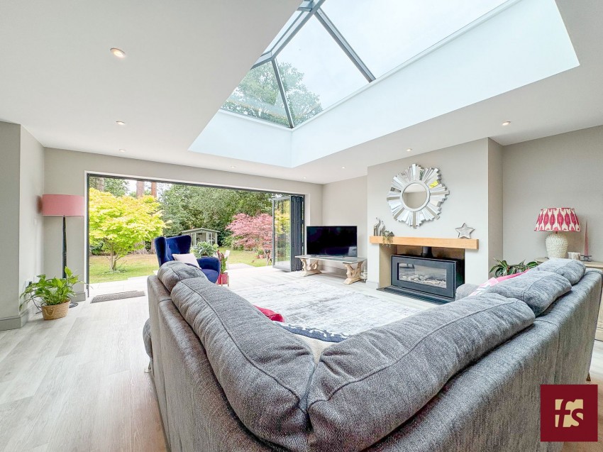 Images for Sandhurst Road, Crowthorne, Berkshire, RG45 7HS