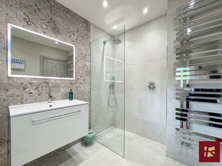 Images for Sandhurst Road, Crowthorne, Berkshire, RG45 7HS