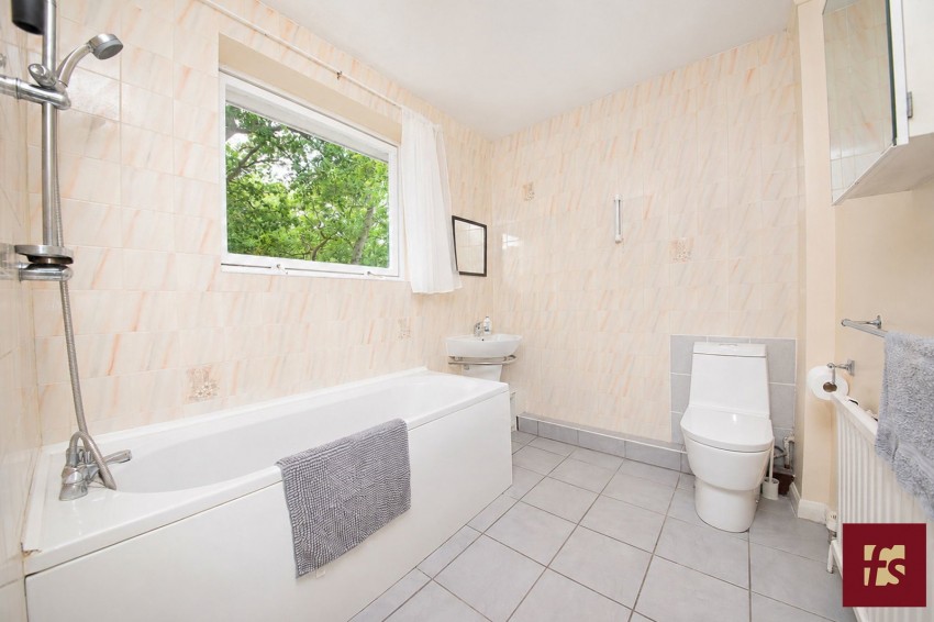 Images for Lower Wokingham Road, Crowthorne, RG45 6DA