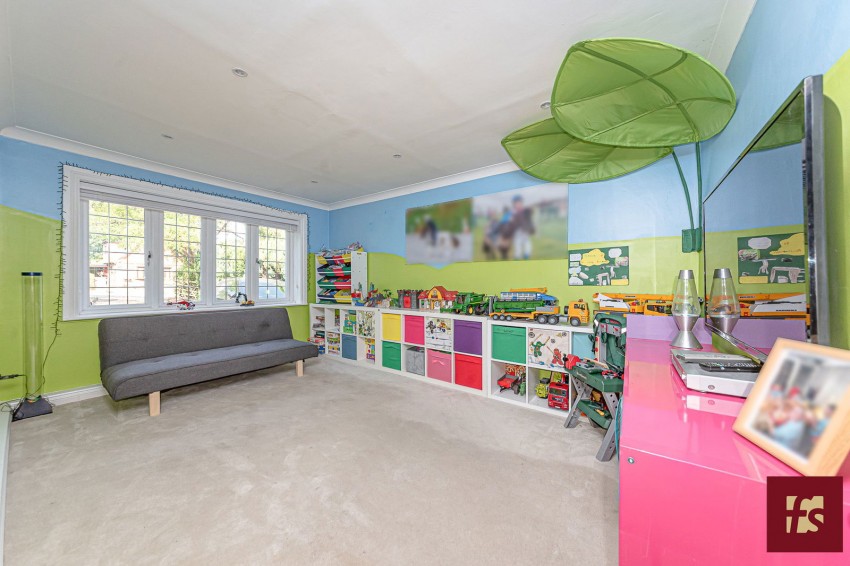 Images for Pinehill Road, Crowthorne, Berkshire, RG45 7JR