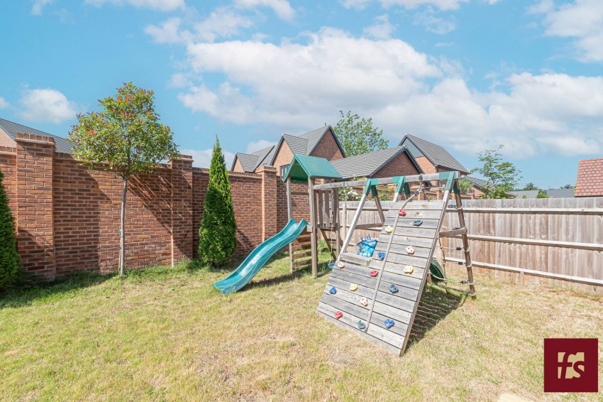 Images for Becketts Mews, Crowthorne, Berkshire, RG45 6UJ