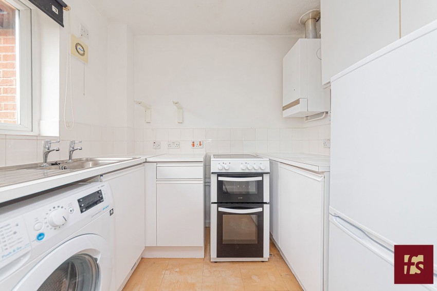 Images for Toutley Road, Wokingham, RG41 1QL