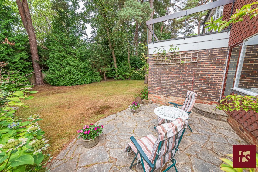 Images for Edgcumbe Park Drive, Crowthorne, Berkshire, RG45 6HH