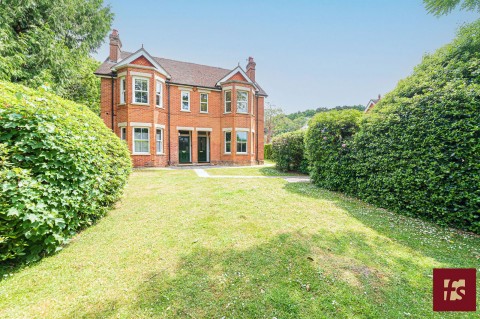 View Full Details for The Pines, Upper Broadmoor Road, Crowthorne, Berkshire