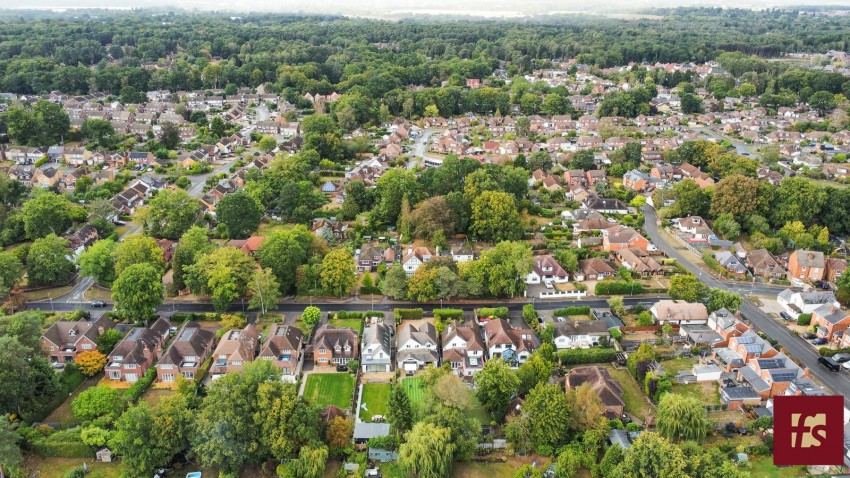Images for Ellis Road, Crowthorne, Berkshire, RG45 6PR