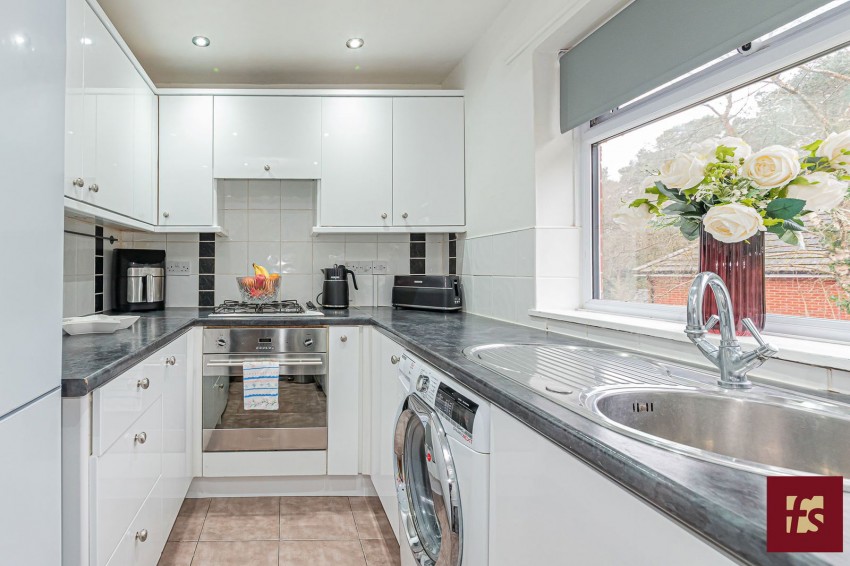 Images for Cricket Field Grove, Crowthorne, Berkshire RG45 7ES