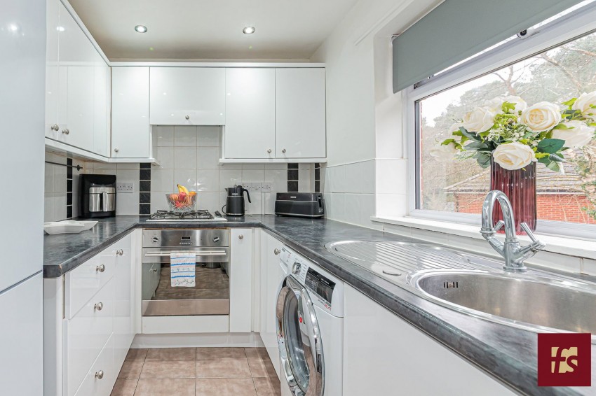 Images for Cricket Field Grove, Crowthorne, Berkshire RG45 7ES