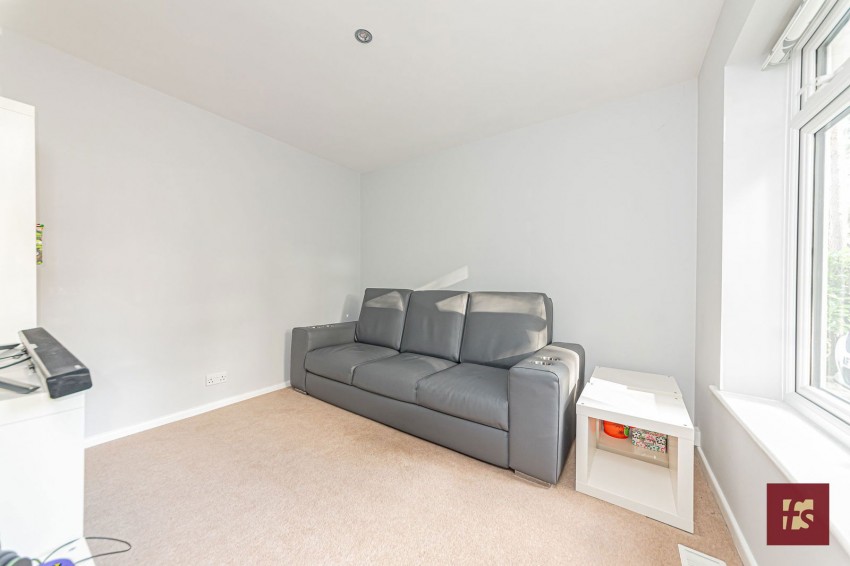 Images for Bramblegate, Crowthorne, Berkshire, RG45 6JA