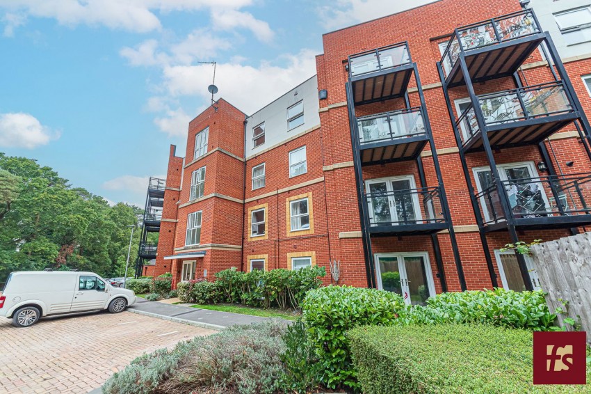 Images for Edrich Grange, Crowthorne, RG45 7FJ