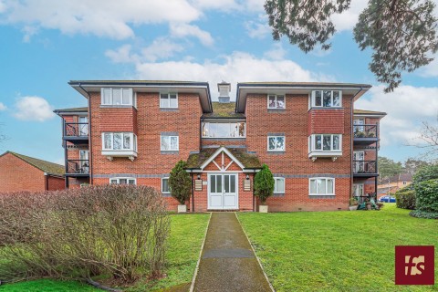 View Full Details for Masefield Gardens, Crowthorne, RG45 7QT