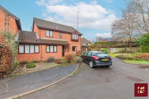View Full Details for Goldsmith Way, Crowthorne, RG45 7QP