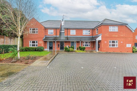 View Full Details for High Street, Crowthorne, RG45 7AD