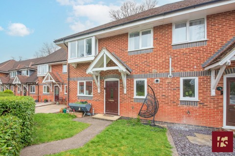 View Full Details for Masefield Gardens, Crowthorne, Berkshire