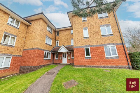 View Full Details for Masefield Gardens, Crowthorne, Berkshire RG45 7QS