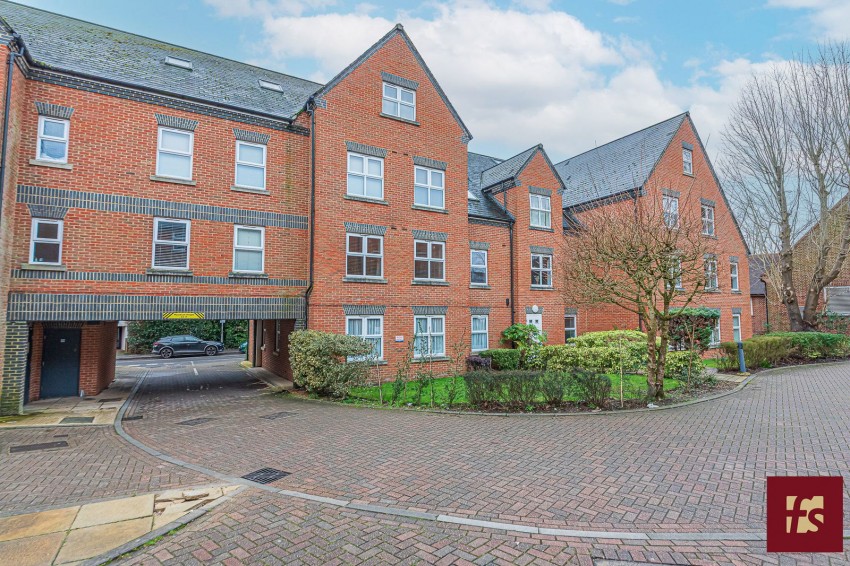 Images for Heath Hill Road South, Crowthorne, Berkshire RG45 7BH